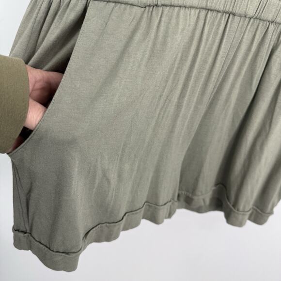 Lascana Venus Romper Short Sleeve V Neck Shorts Women size 8 Green - Picture 5 of 12